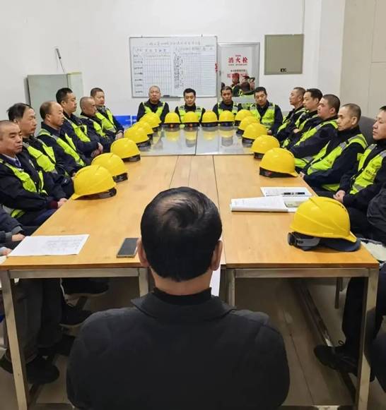 说明: https://mmbiz.qpic.cn/mmbiz_jpg/mnfRMPXpKmqXUz8xvQk62F36JzYia6lL2huPGB2qUCUx3syMsGuN791gnR1SPbgANegicWdPA8R8uiaGr5Zc5aibTA/640?wx_fmt=jpeg